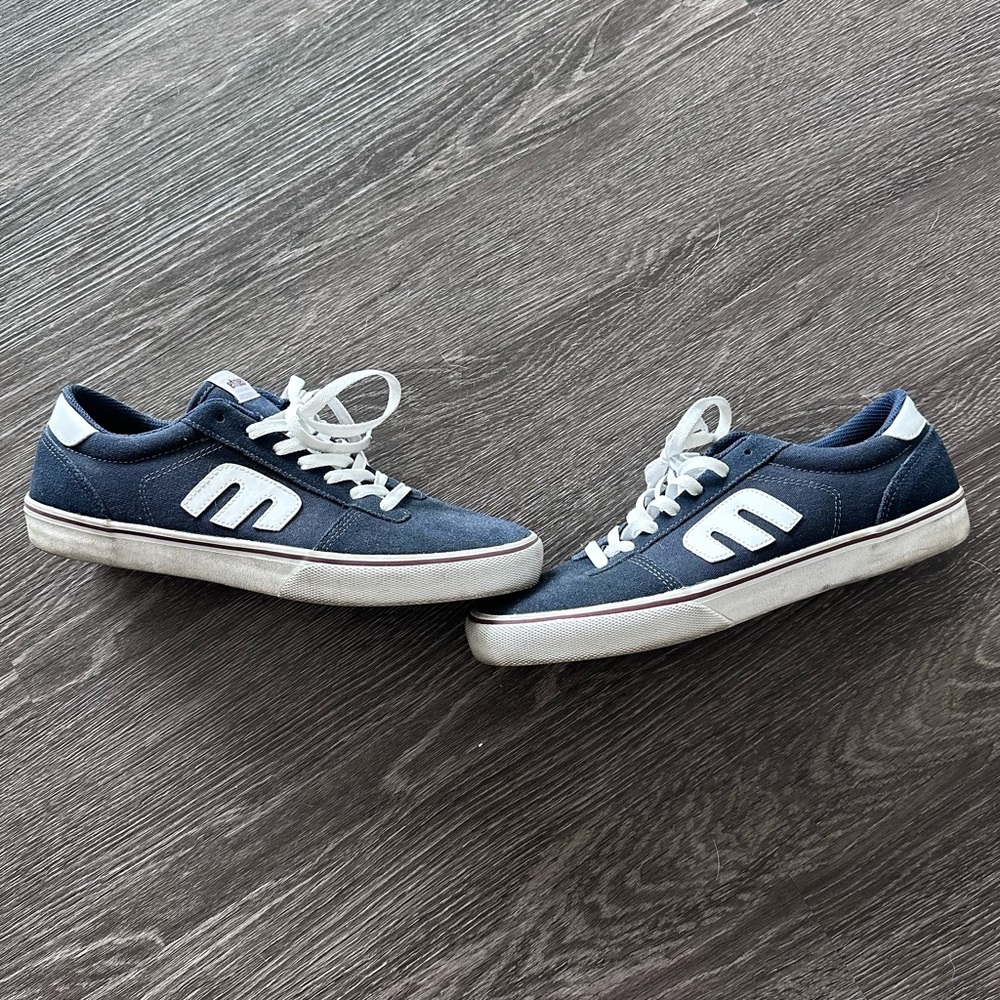 ETNIES CALLI VULC BLUE SKATE SHOES. Footprint Kingfoam Insoles included.